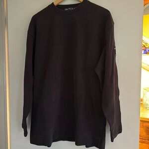Men’s Navy Blue 💯 Cotton Nautica XL long sleeve shirt. Logo on sleeve. GUC.